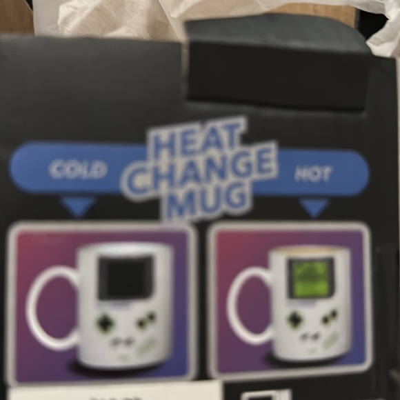 Gameboy Heat Changing Collectors 2016 Mug by Nintendo with Original Box - Picture 6 of 7